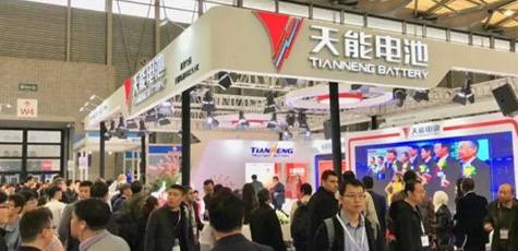 月博有约 与“锂”同行——月博携最新叉车锂电池亮相上海物流展