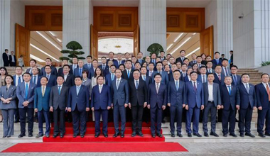 月博参加越南总理范明政座谈会，共话中越绿色合作新机遇
